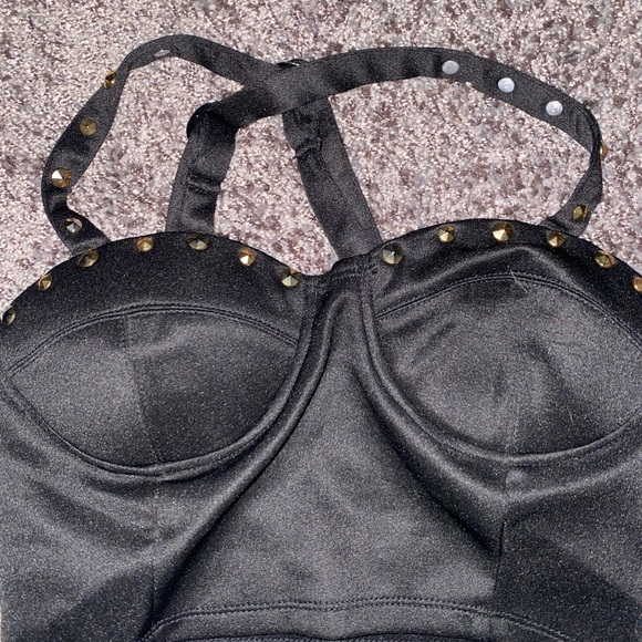 CLOSET ON HOLD TO REMOVE THINGS FROM STORAGE💎Studed festival crop top💎 - Picture 2 of 3